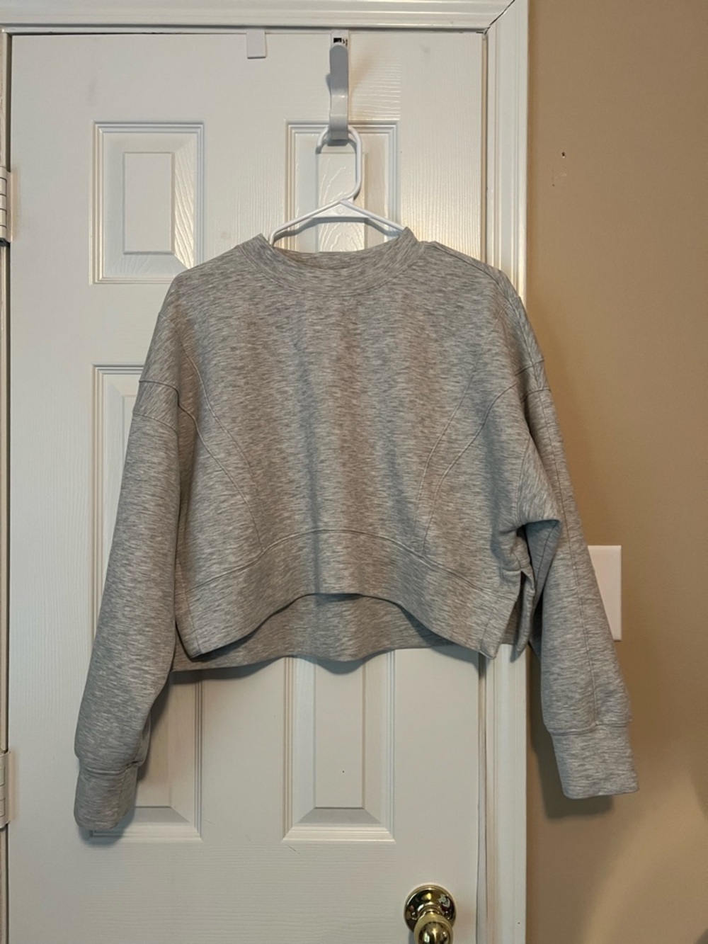 YPB Women's neoKnit Grey Cropped Sweatshirt